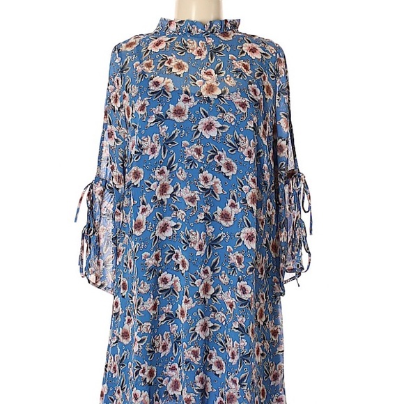 Crescent Blue Lily Floral Chiffon Tie Sleeve Dress - Picture 5 of 7